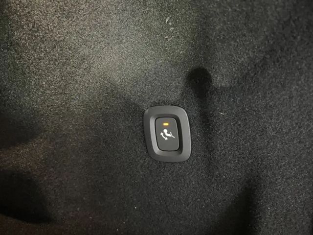 Volvo XC60 AWD Dark Plus