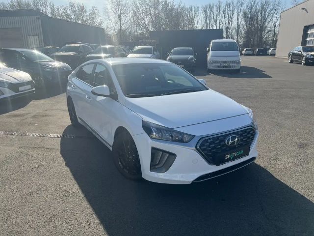 Hyundai Ioniq 1.6 Hybrid Plug-in Style