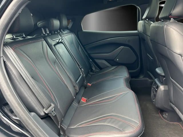 Ford Mustang Mach-E AWD