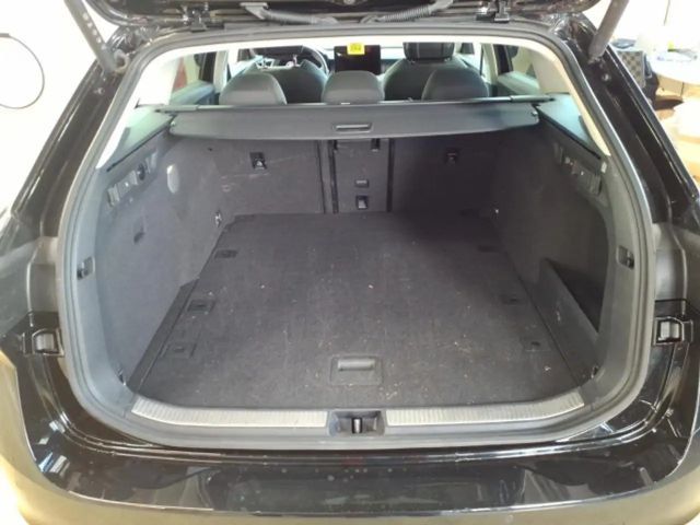 Skoda Superb 2.0 TSI Combi Selection