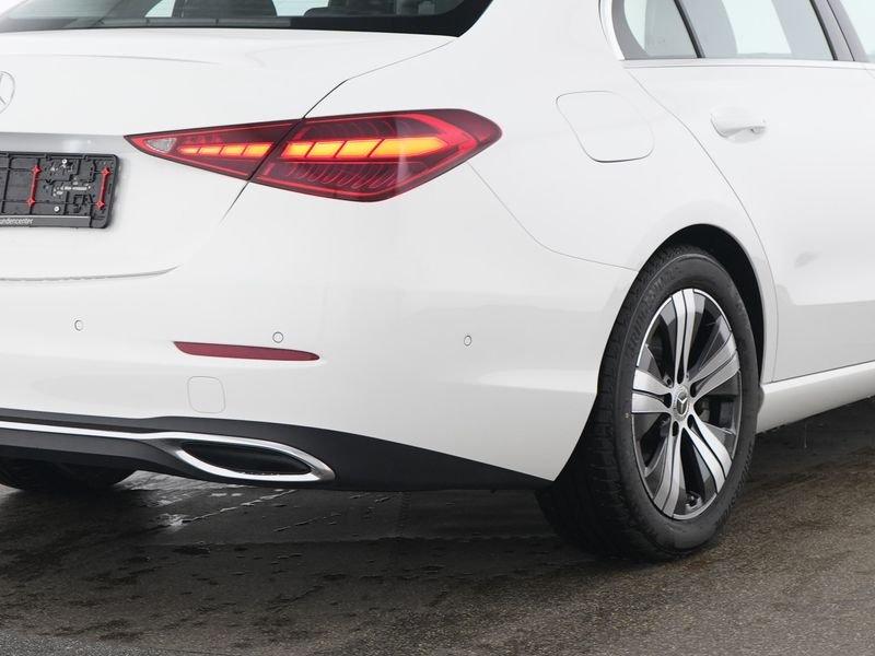 Mercedes-Benz C 200 AVANTGARDE Sedan