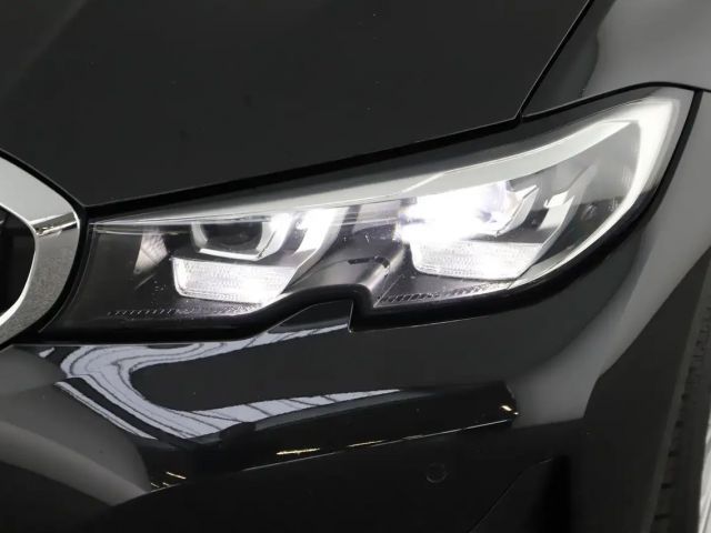 BMW 320 320d Touring xDrive