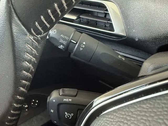 Peugeot 3008 Active Pack PureTech