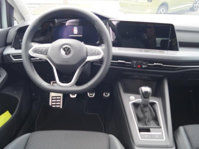 Volkswagen Golf 1.5 TSI Golf VIII IQ.Drive Variant
