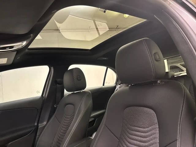 Mercedes-Benz A 180 Hatchback