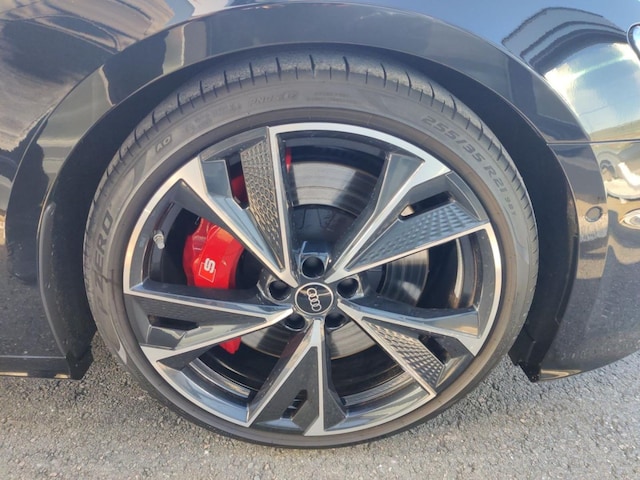 Audi S6 Avant Quattro