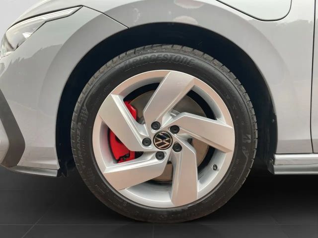 Volkswagen Golf GTE Style