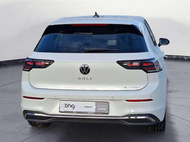 Volkswagen Golf DSG Style eHybrid