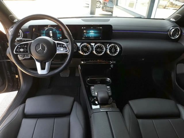 Mercedes-Benz CLA 200 CLA 200 d Shooting Brake