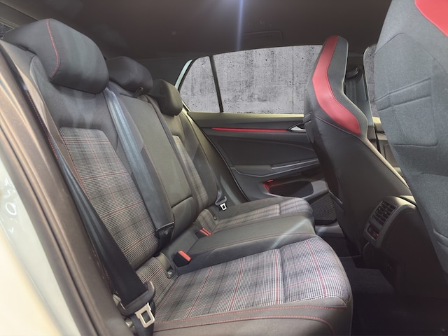 Volkswagen Golf 2.0 TSI GTI Plus