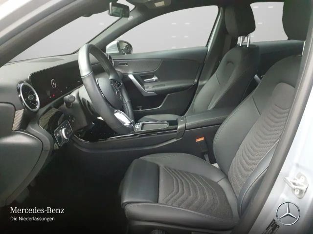 Mercedes-Benz A 180 Progressive