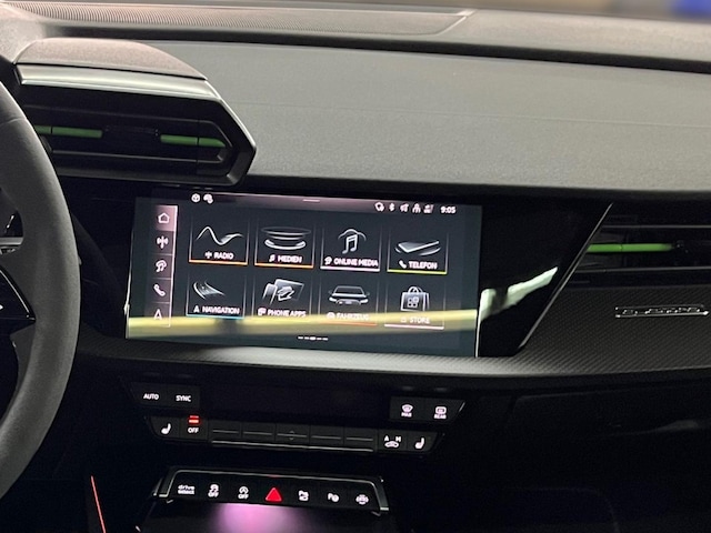 Audi RS3 Quattro S-Tronic Sedan