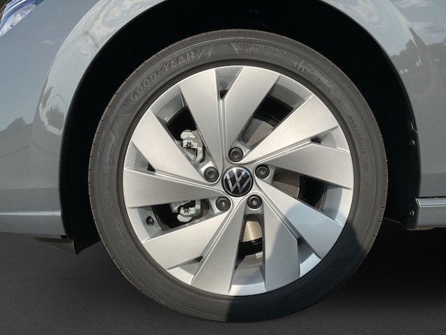 Volkswagen Golf 1.5 TSI