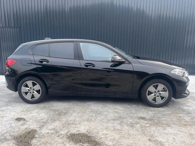 BMW 116 116d 5-deurs Sedan