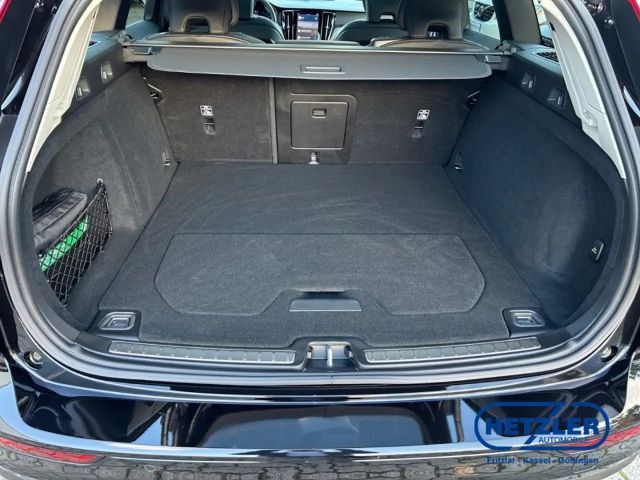 Volvo V60 Cross Country AWD Ultimate