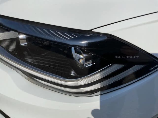 Volkswagen Polo 1.0 TSI DSG R-Line