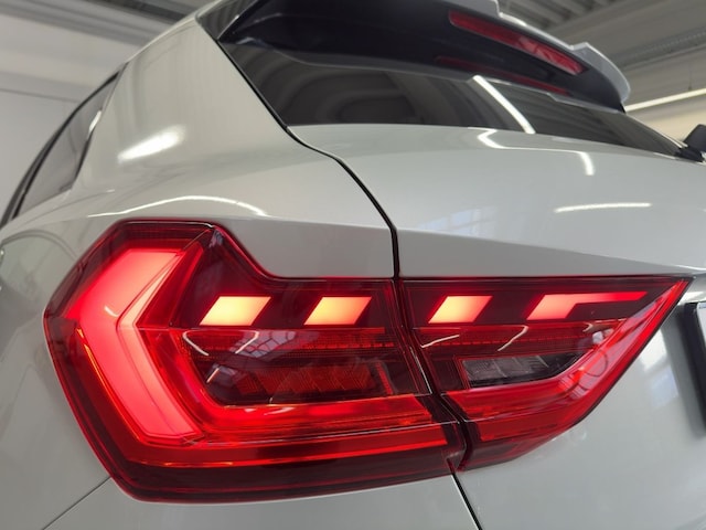 Audi A1 40 TFSI S-Line S-Tronic Sportback