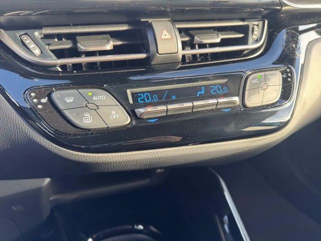 Toyota C-HR Hybride Team D