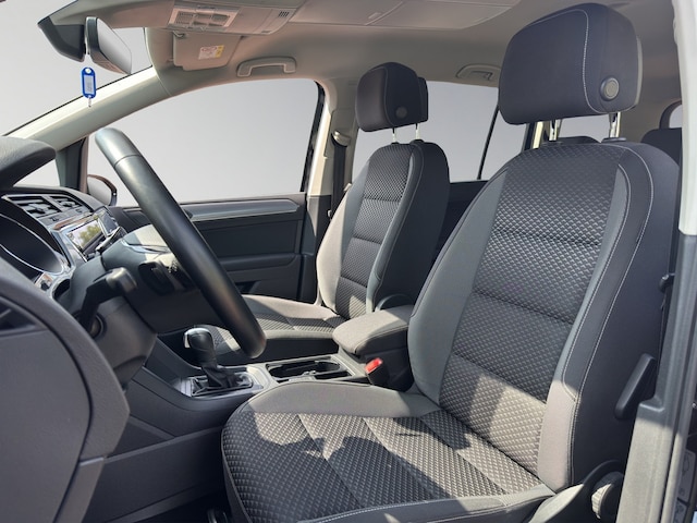 Volkswagen Touran 1.5 TSI DSG