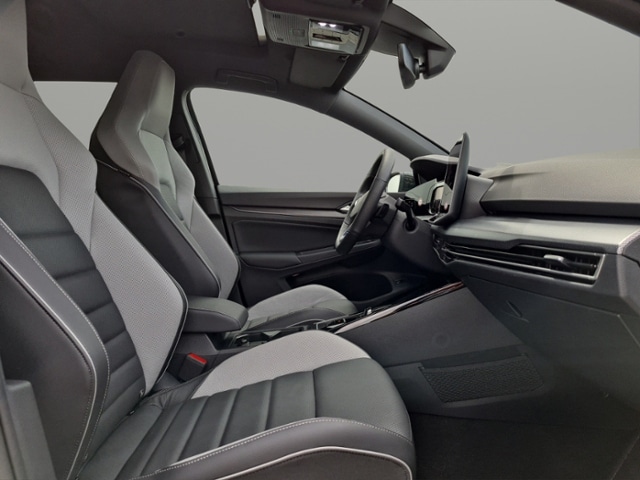 Volkswagen Golf 1.5 TSI DSG eHybrid