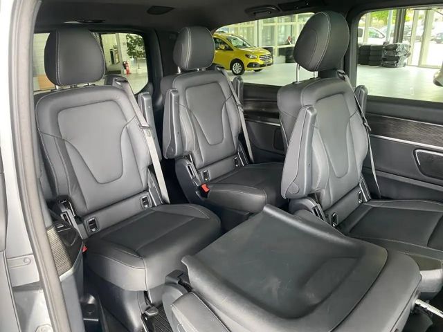 Mercedes-Benz V 300 V 300 d