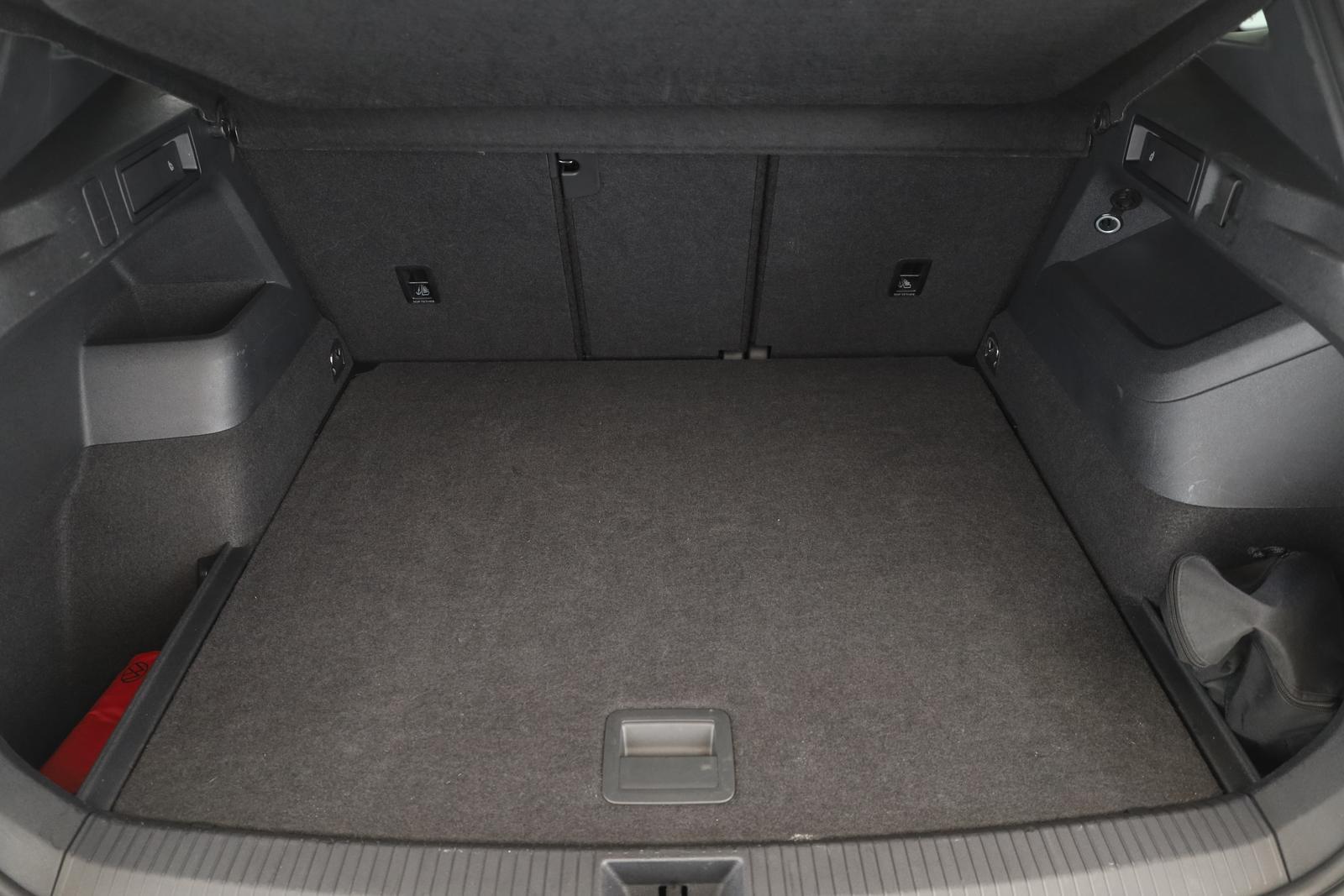 Volkswagen Tiguan 2.0 TSI DSG IQ.Drive R-Line