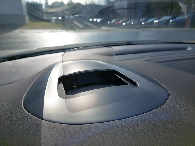 Renault Scenic TCe 140