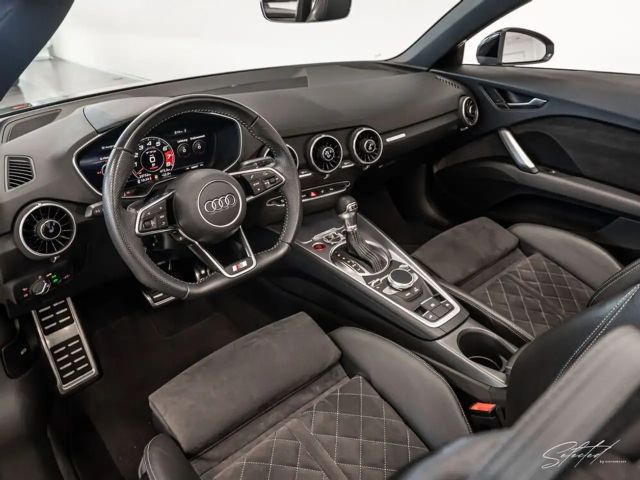 Audi TTS Cabriolet Quattro