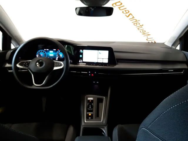 Volkswagen Golf 1.5 eTSI DSG Style Variant