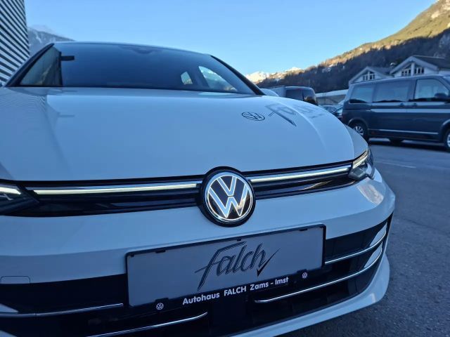 Volkswagen Golf DSG Style eHybrid