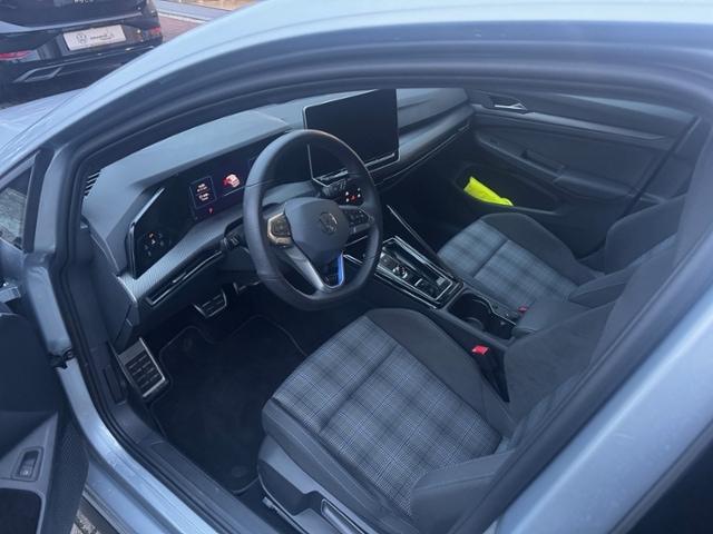 Volkswagen Golf 1.5 TSI DSG eHybrid