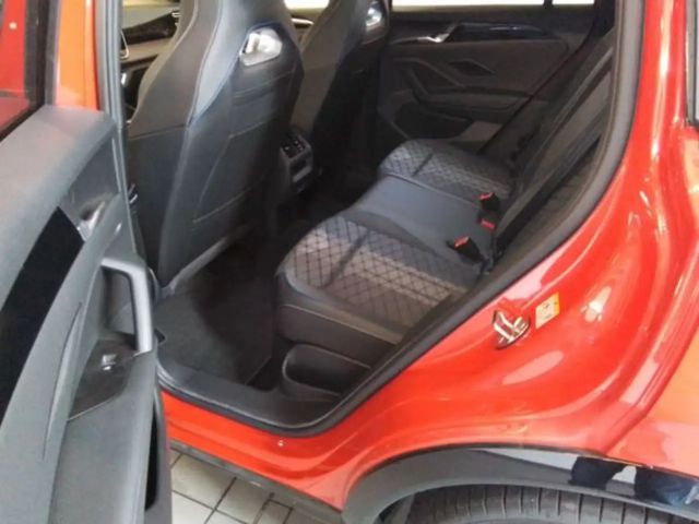 Volkswagen Tiguan 1.5 eTSI DSG R-Line