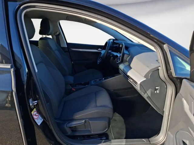 Volkswagen Golf 2.0 TDI DSG Life Variant