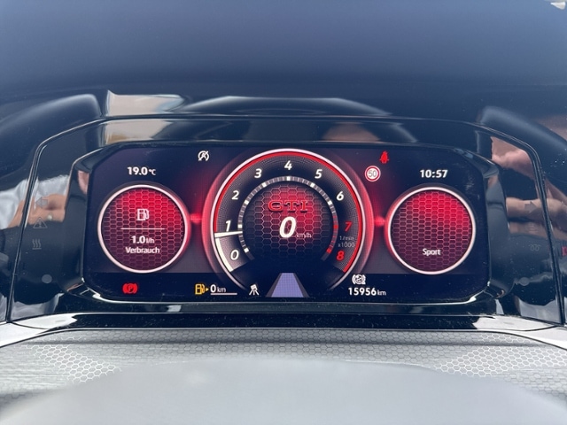 Volkswagen Golf 2.0 TSI Golf VIII