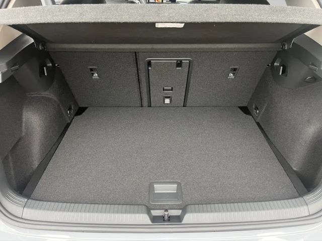 Volkswagen Golf Rabbit TSI