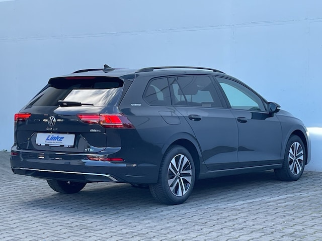 Volkswagen Golf 1.5 eTSI DSG Golf VIII Variant