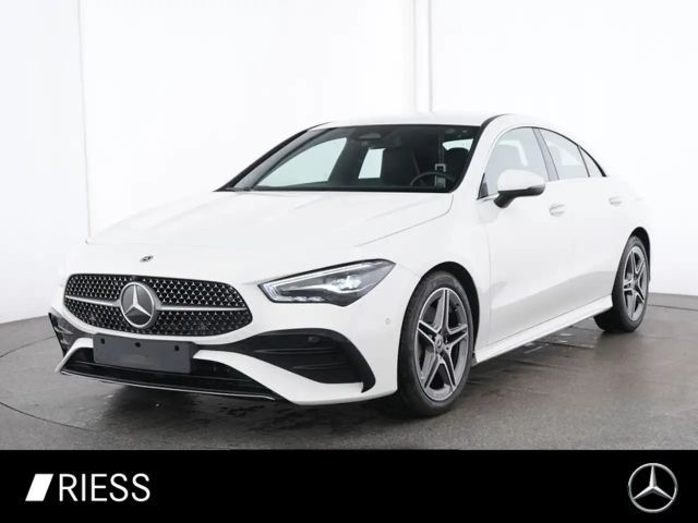 Mercedes-Benz CLA 200 AMG Line Coupé