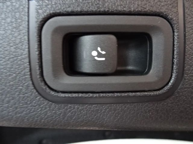 Mercedes-Benz A 200 Progressive