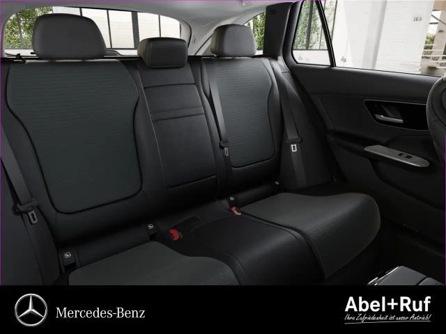 Mercedes-Benz C 200 AVANTGARDE C 200 d Estate