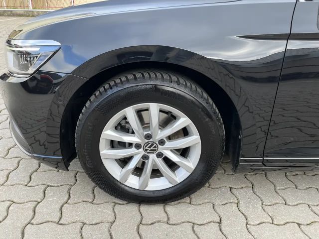 Volkswagen Passat Business Variant