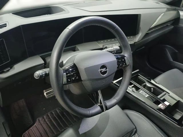 Opel Astra Sports Tourer Ultimate