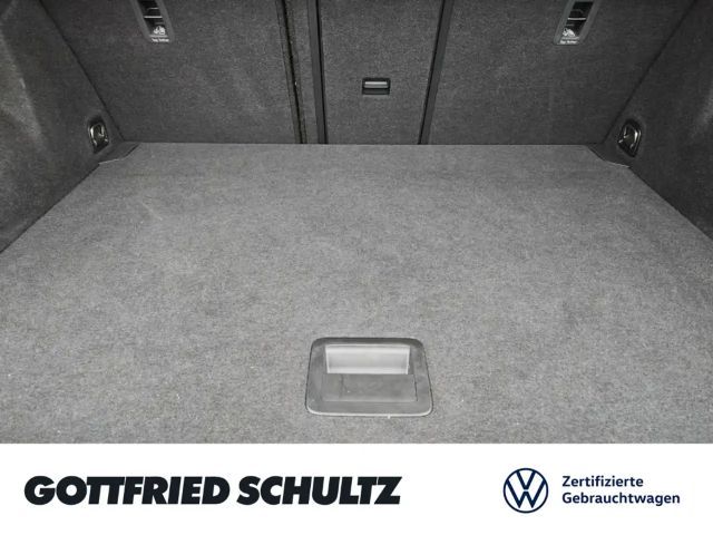 Volkswagen T-Roc GOAL TSI NAVI SITZHEIZUNG EINPARKHILFE LED