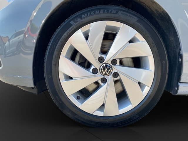 Volkswagen Golf 2.0 TSI 4Motion DSG Golf VIII