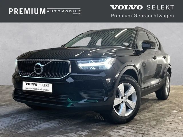 Volvo XC40 Core Momentum