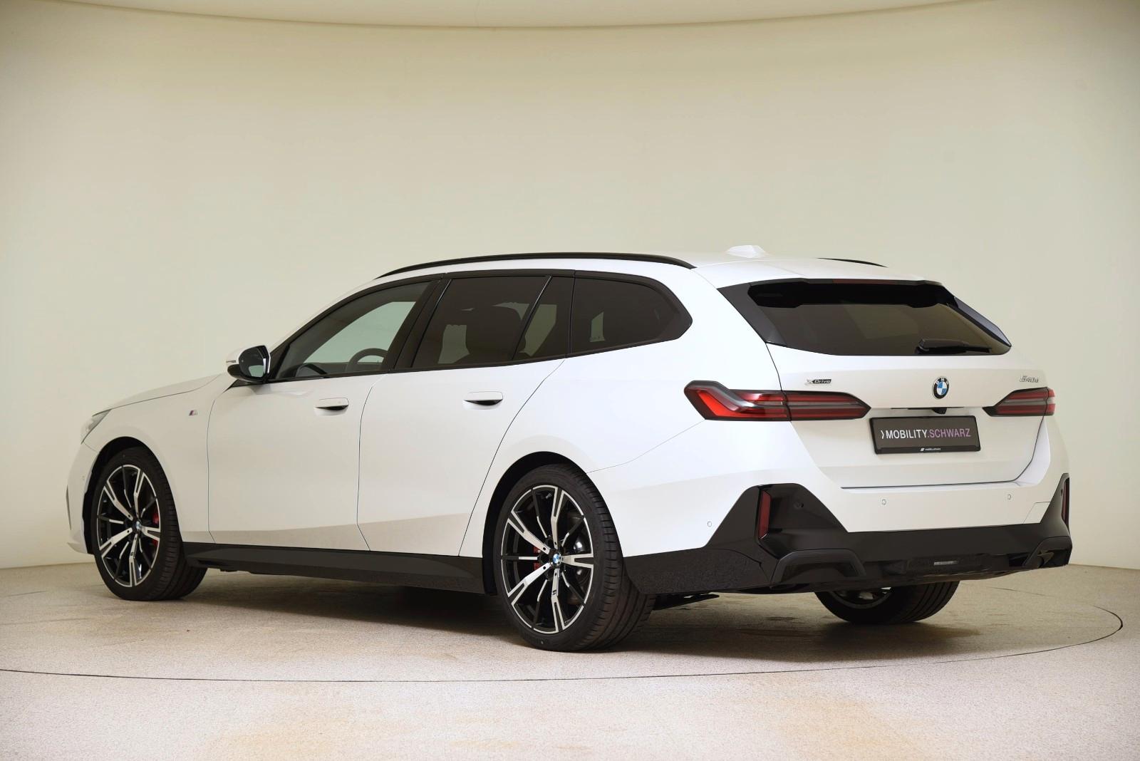 BMW 540 540d M-Sport Touring xDrive