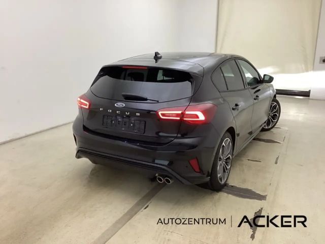 Ford Focus EcoBoost ST Line