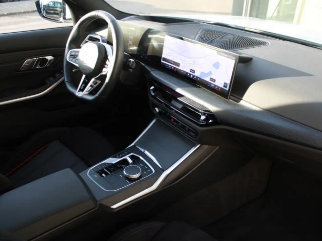 BMW 330 330e M-Sport Touring xDrive