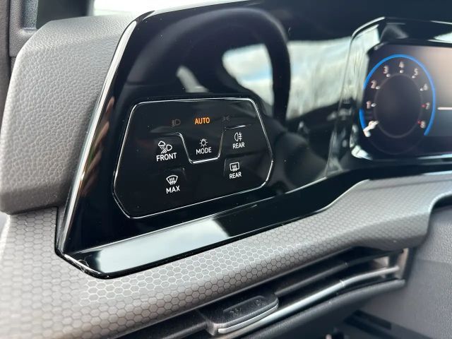 Volkswagen Golf DSG GTI