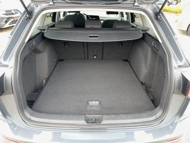 Volkswagen Golf DSG Life Variant