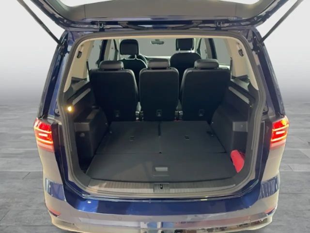 Volkswagen Touran 2.0 TDI DSG IQ.Drive